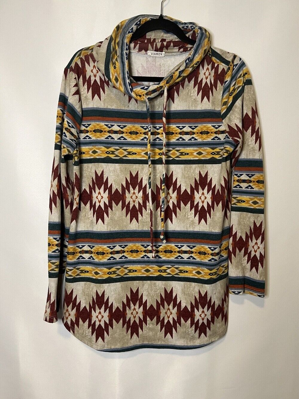 Viamor Womens Size L  Funnel Neck Southwest Pullover Aztec